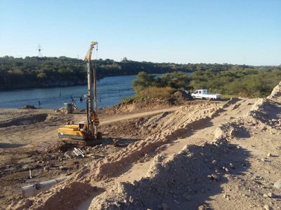 Autovía: intensifican las obras junto al lago